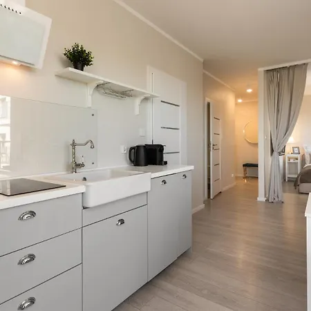 Flatbook Seaside Baltica Tower - With Sea View, Gym & Parking Lägenhet *