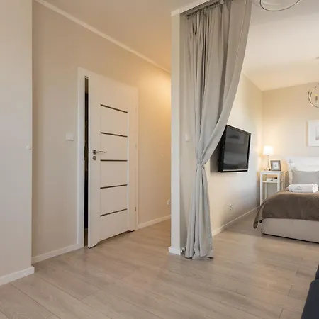 Flatbook Seaside Baltica Tower - With Sea View, Gym & Parking 公寓 格但斯克