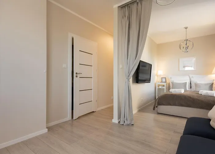 Flatbook Seaside Baltica Tower - With Sea View, Gym & Parking Daire Gdansk